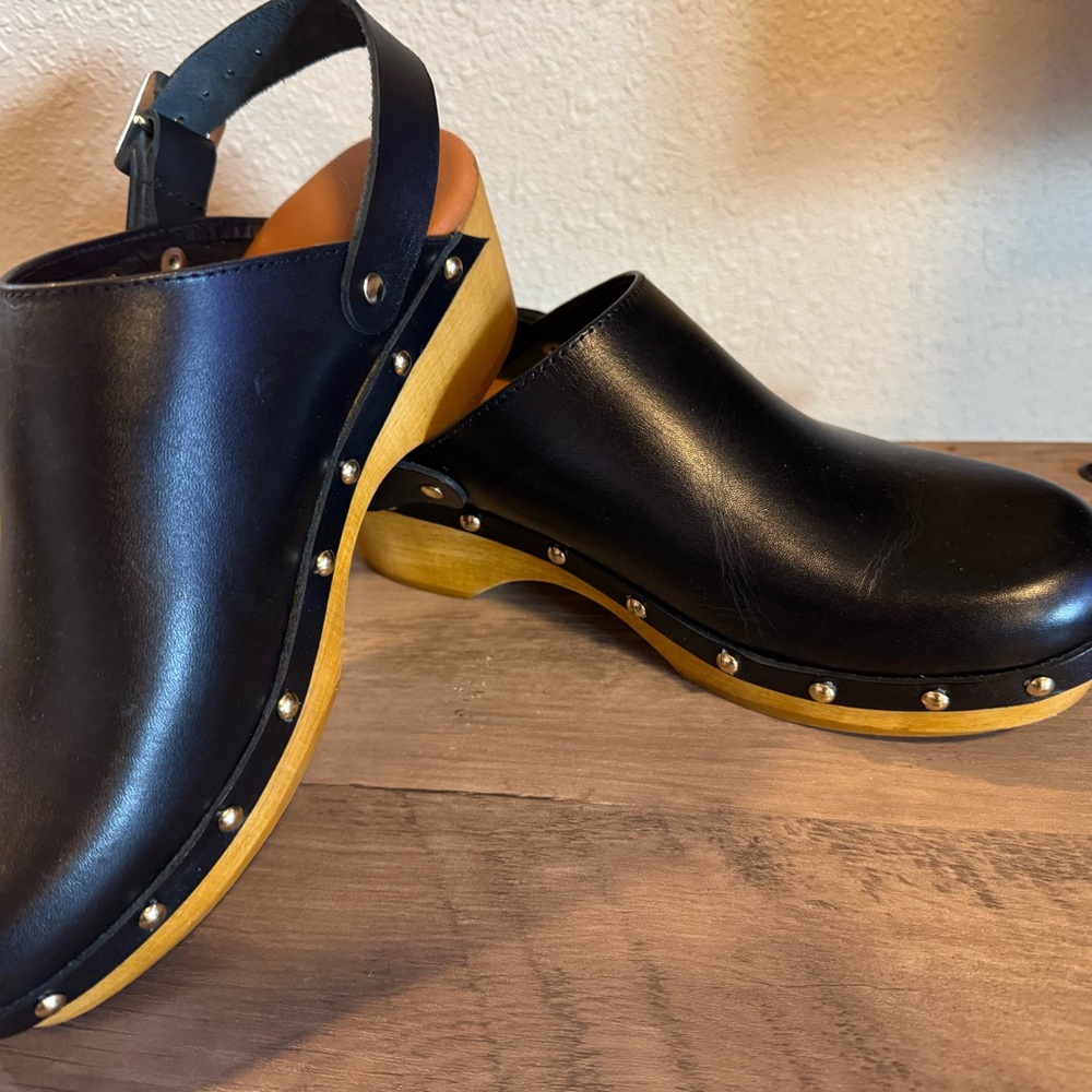 Eric Michael Black Leather Clogs